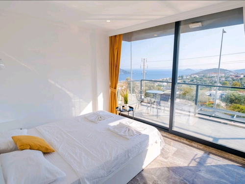  gece  -  Kasım
  | Kalkan Kızıltaş'ta Deniz Manzaralı, Jakuzili Lüks 10 Kişilik Villa